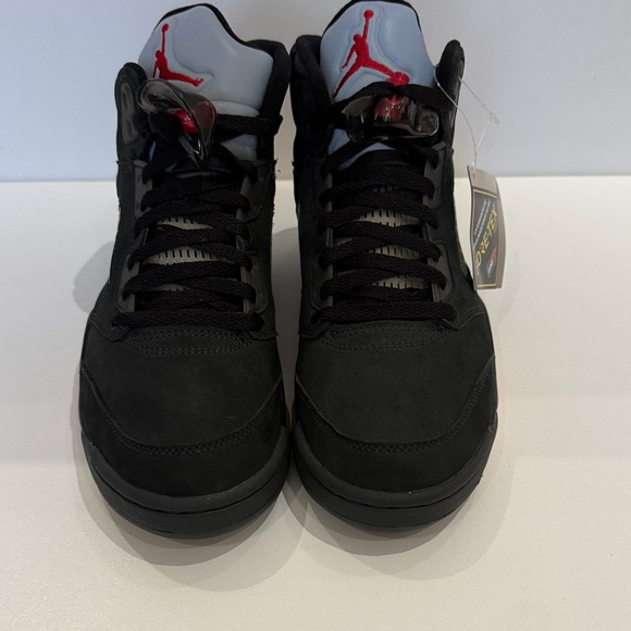 GORE-TEX Black and Red Men's Sneakers - Picture 3 of 6